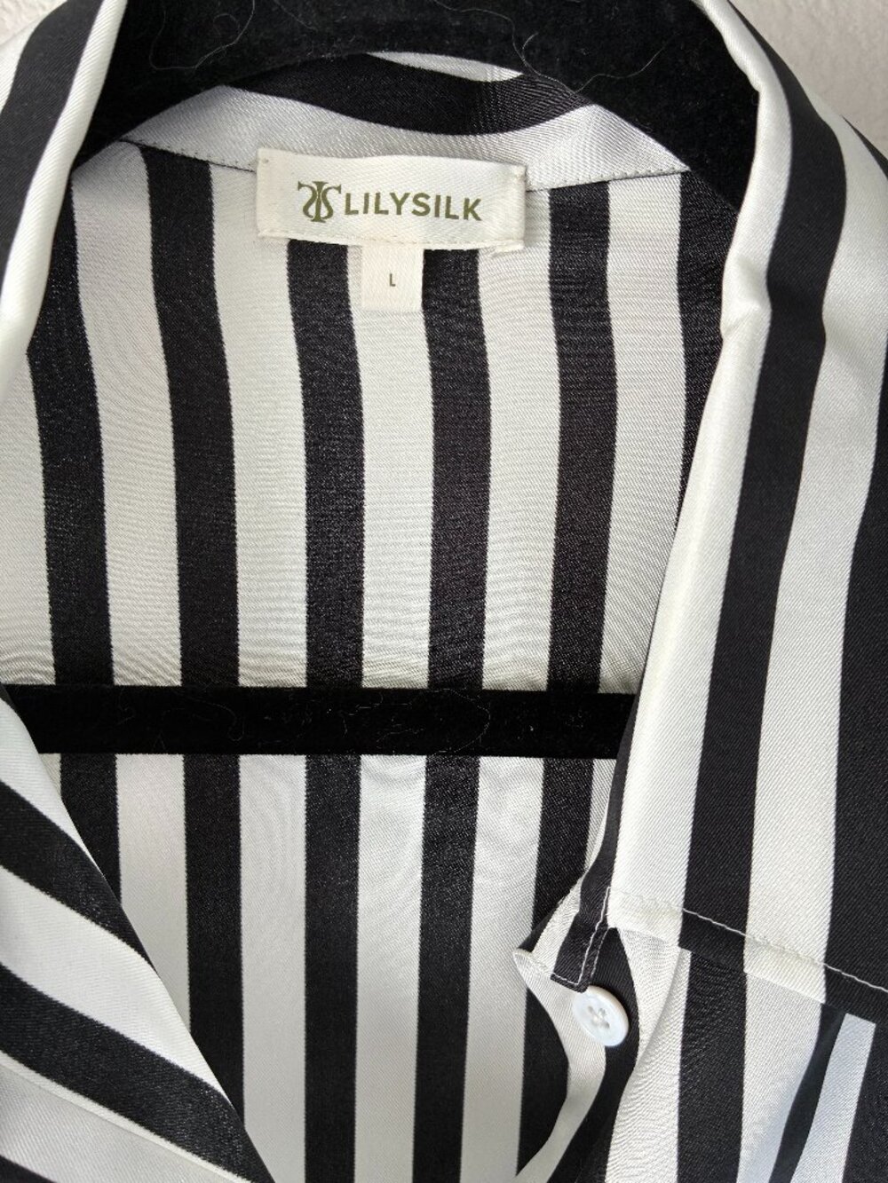 Lilysilk Amalfi Stripe Black silk blouse - Picture 3 of 4
